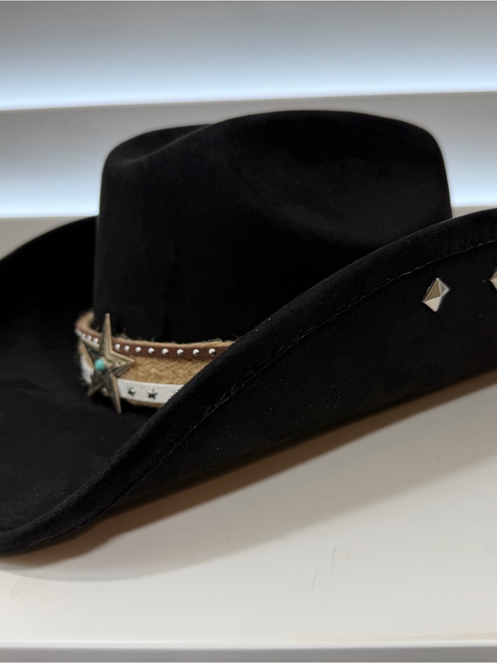 Black Western Hat with Star Concho and Turquoise Accent - Picture 4 of 5